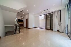 Holland Link (D10), Terrace #503035001